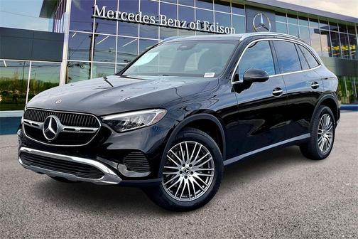 2026 Mercedes-Benz GLC 300 4MATIC