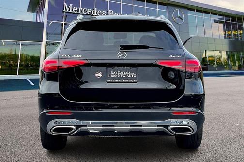2026 Mercedes-Benz GLC 300 4MATIC