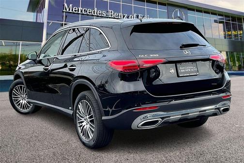 2026 Mercedes-Benz GLC 300 4MATIC