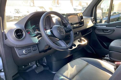 2026 Mercedes-Benz Sprinter 2500 High Roof