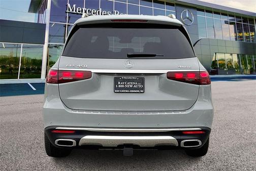 2026 Mercedes-Benz GLS 450 4MATIC