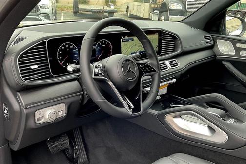 2026 Mercedes-Benz GLS 450 4MATIC