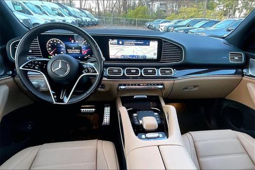 2026 Mercedes-Benz GLS 450 4MATIC