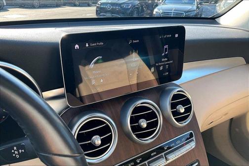 Polar White 2022 Mercedes-Benz GLC 300 4MATIC