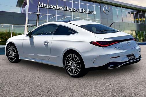 Polar White 2024 Mercedes-Benz CLE 450 4MATIC