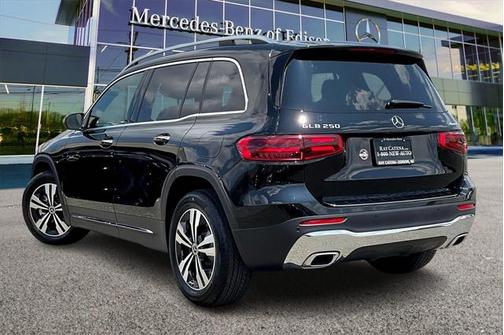 2025 Mercedes-Benz GLB 250 4MATIC