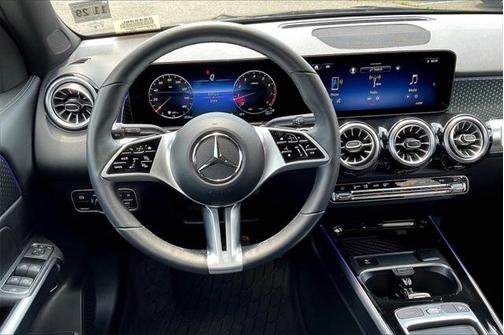 2025 Mercedes-Benz GLB 250 4MATIC