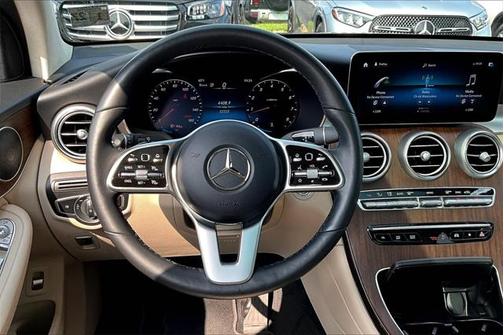 2022 Mercedes-Benz GLC 300 4MATIC