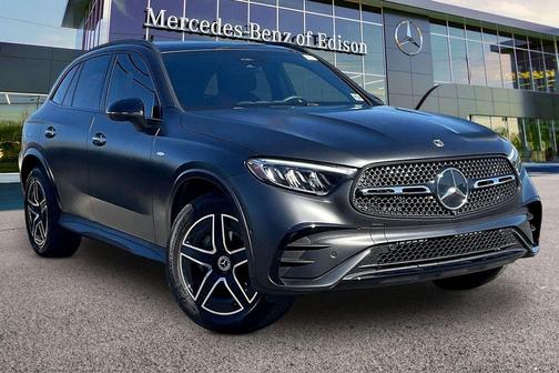 MANUFAKTUR Patagonia Red Metallic 2025 Mercedes-Benz GLC 350e Base