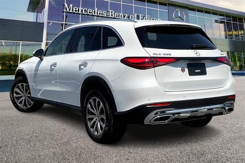 2025 Mercedes-Benz GLC 300 4MATIC