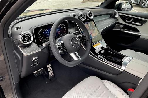 2026 Mercedes-Benz GLC 300 4MATIC