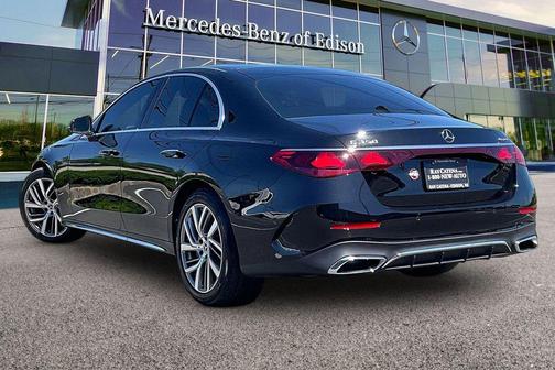 Obsidian Black Metallic 2026 Mercedes-Benz E-Class E 350
