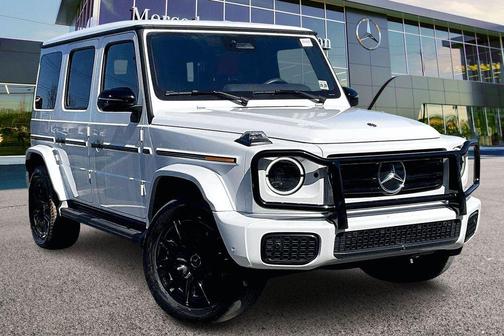 MANUFAKTUR Moonlight White Metallic 2025 Mercedes-Benz G-Class 4MATIC