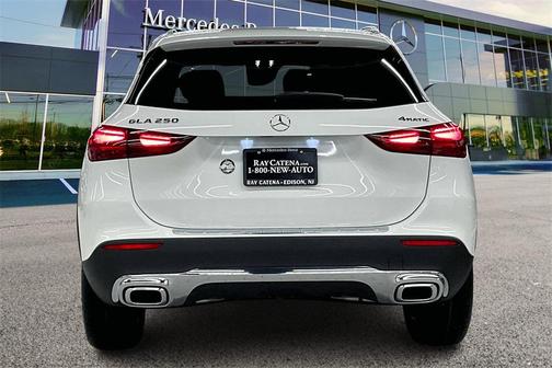 2025 Mercedes-Benz GLA 250 4MATIC
