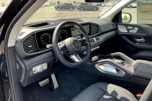 2026 Mercedes-Benz GLS 450 4MATIC