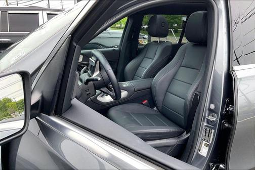 Selenite Grey Metallic 2025 Mercedes-Benz GLS 450 4MATIC