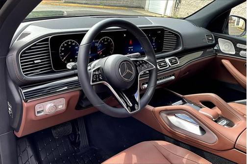 2025 Mercedes-Benz GLS 450 4MATIC