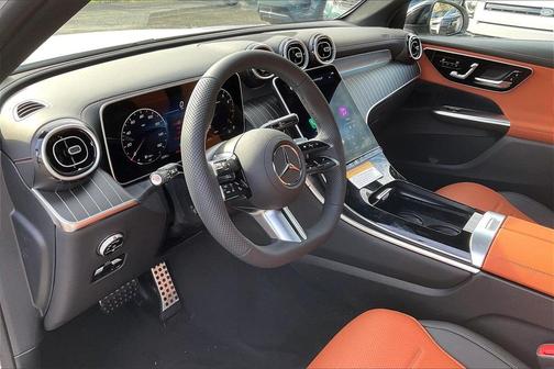 2026 Mercedes-Benz GLC 300 4MATIC