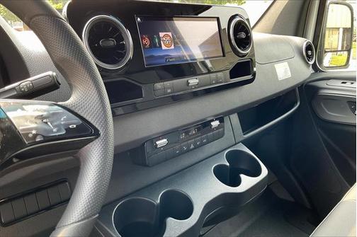 2025 Mercedes-Benz Sprinter 2500 High Roof