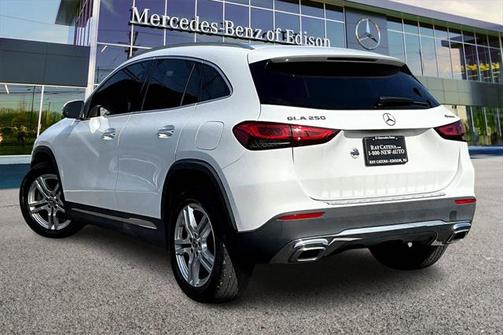 2021 Mercedes-Benz GLA 250 Base 4MATIC