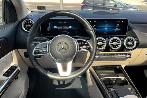 2021 Mercedes-Benz GLA 250 Base 4MATIC