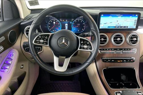 Black 2022 Mercedes-Benz GLC 300 4MATIC