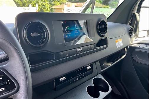 2024 Mercedes-Benz Sprinter 3500XD Standard Roof