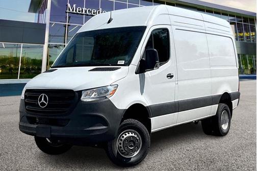 2024 Mercedes-Benz Sprinter 3500XD Standard Roof