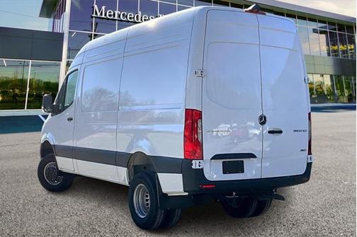 2024 Mercedes-Benz Sprinter 3500XD Standard Roof