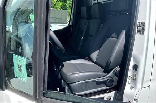 2024 Mercedes-Benz Sprinter 3500XD Standard Roof
