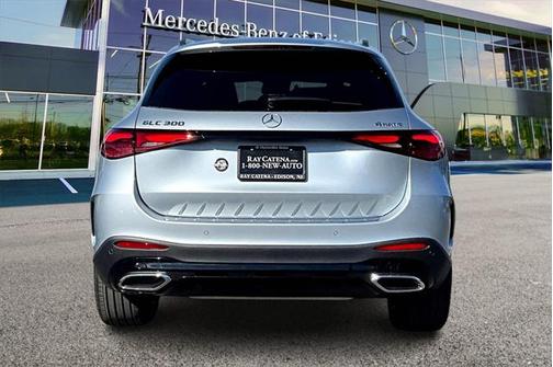 2025 Mercedes-Benz GLC 300 4MATIC
