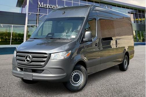 2025 Mercedes-Benz Sprinter 2500 Crew 170 WB