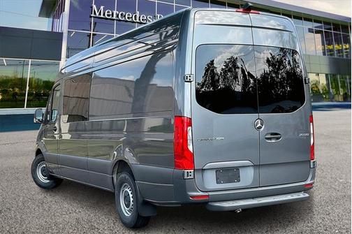 2025 Mercedes-Benz Sprinter 2500 Crew 170 WB