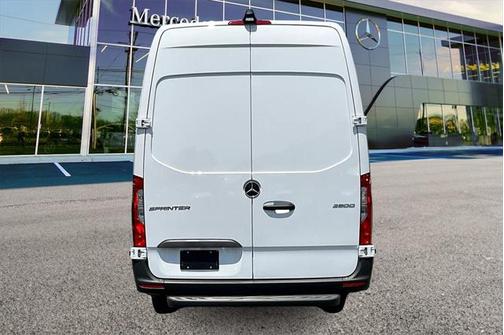 2025 Mercedes-Benz Sprinter 2500 High Roof