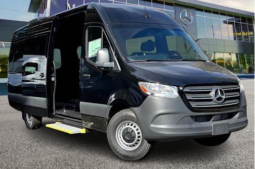 2025 Mercedes-Benz Sprinter 2500 Cargo 170 WB