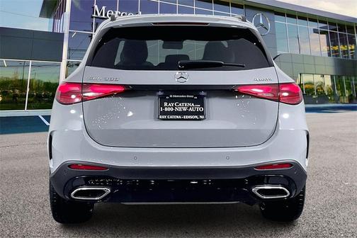 2026 Mercedes-Benz GLC 300 4MATIC