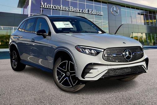 MANUFAKTUR Alpine Grey 2026 Mercedes-Benz GLC 300 4MATIC