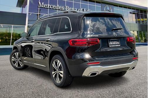 2025 Mercedes-Benz GLB 250 4MATIC