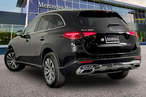 Black 2026 Mercedes-Benz GLC 300 4MATIC