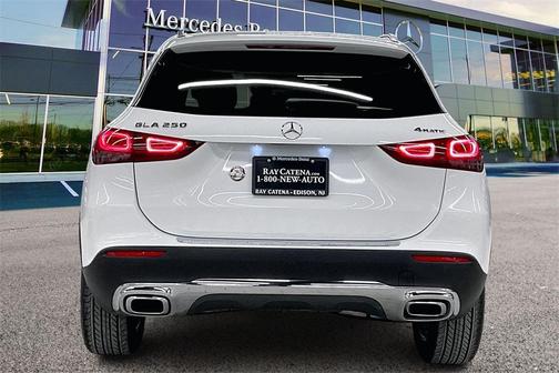 2021 Mercedes-Benz GLA 250 Base 4MATIC