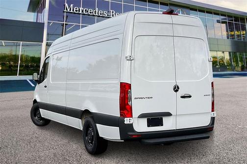 2026 Mercedes-Benz Sprinter 2500 Cargo 170 WB