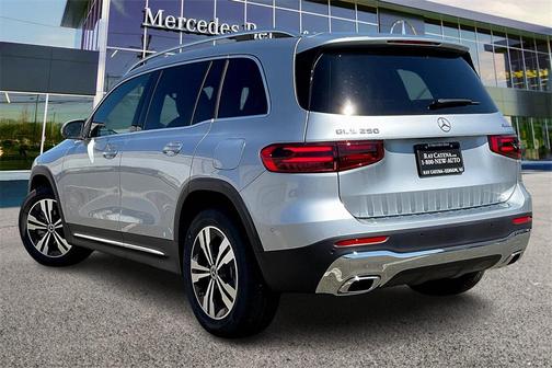 2026 Mercedes-Benz GLB 250 4MATIC