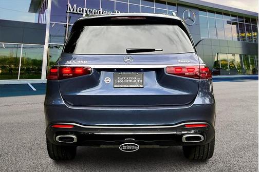 2025 Mercedes-Benz GLS 450 4MATIC