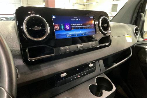 2025 Mercedes-Benz Sprinter 2500 Standard Roof