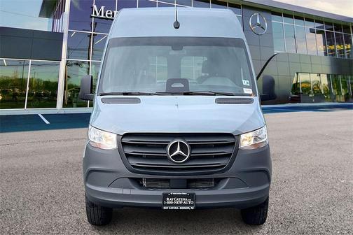 2025 Mercedes-Benz Sprinter 2500 Cargo 144 WB