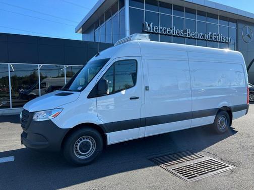 2025 Mercedes-Benz Sprinter 2500 High Roof