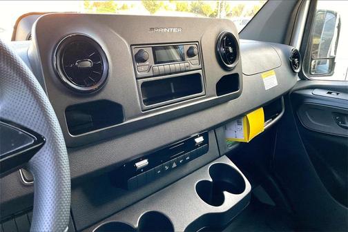 2025 Mercedes-Benz Sprinter 2500 High Roof