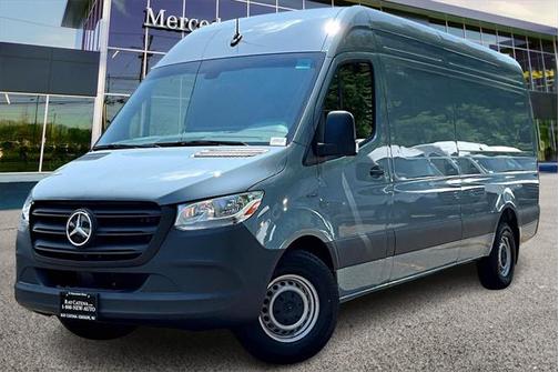 2024 Mercedes-Benz eSprinter 2500 Cargo 170 WB