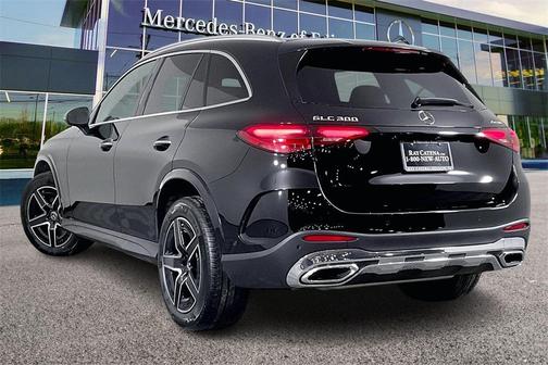 2026 Mercedes-Benz GLC 300 4MATIC