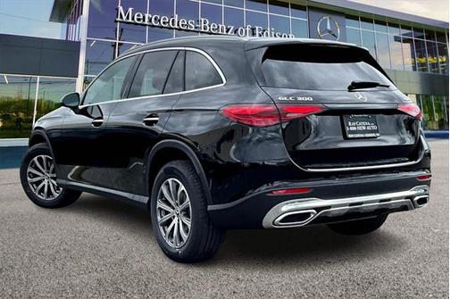 2025 Mercedes-Benz GLC 300 4MATIC